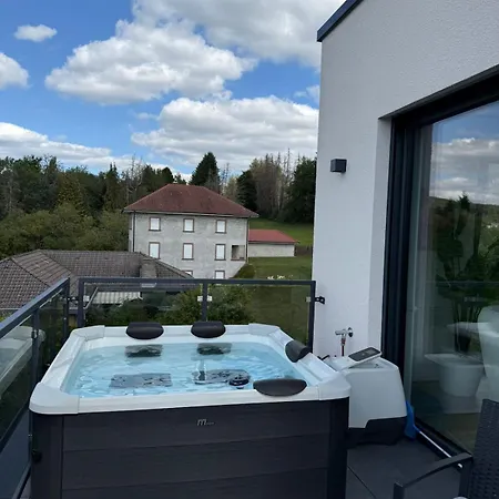 Exclusive With A Hot Tub And View *